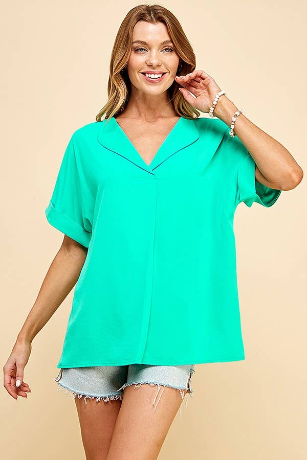 SPT5068. - WOMEN SOLID COLLARED SHORT SLEEVE LOOSE BOXY TOP