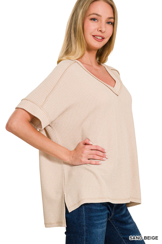CORDED RIB SHORT SLEEVE HI-LOW V NECK TOP