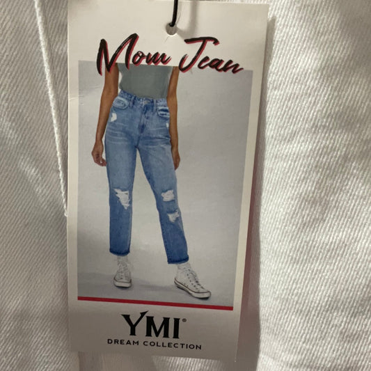 WHITE HIGH RISE MOM FIT JEAN