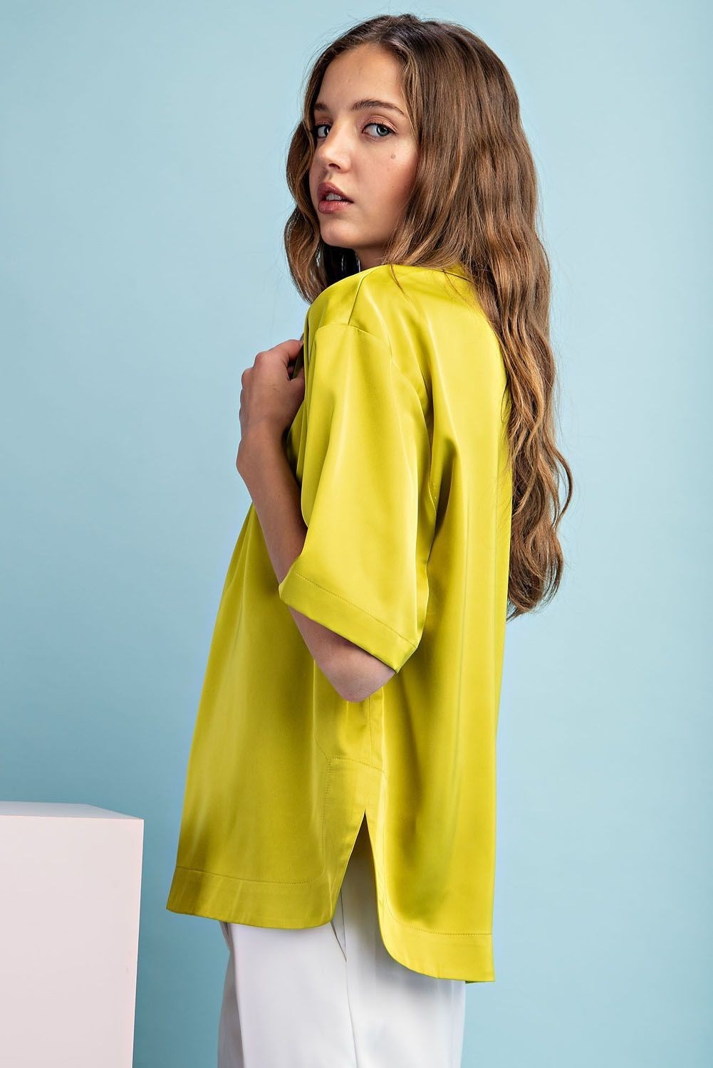 SATIN SHORT SLEEVE TOP