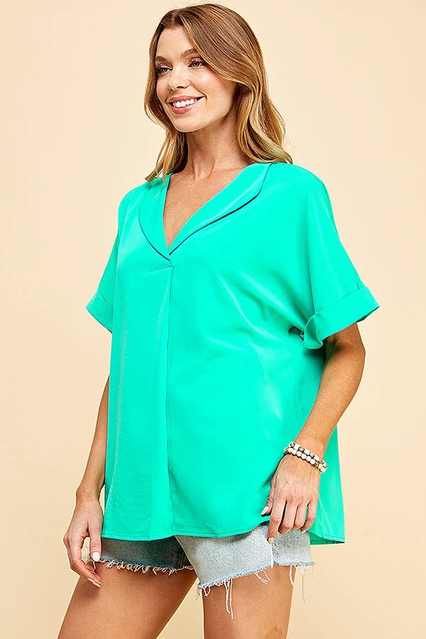 SPT5068. - WOMEN SOLID COLLARED SHORT SLEEVE LOOSE BOXY TOP