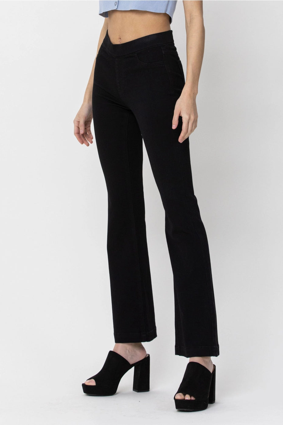 Black Mid Rise Petite Flare Jegging