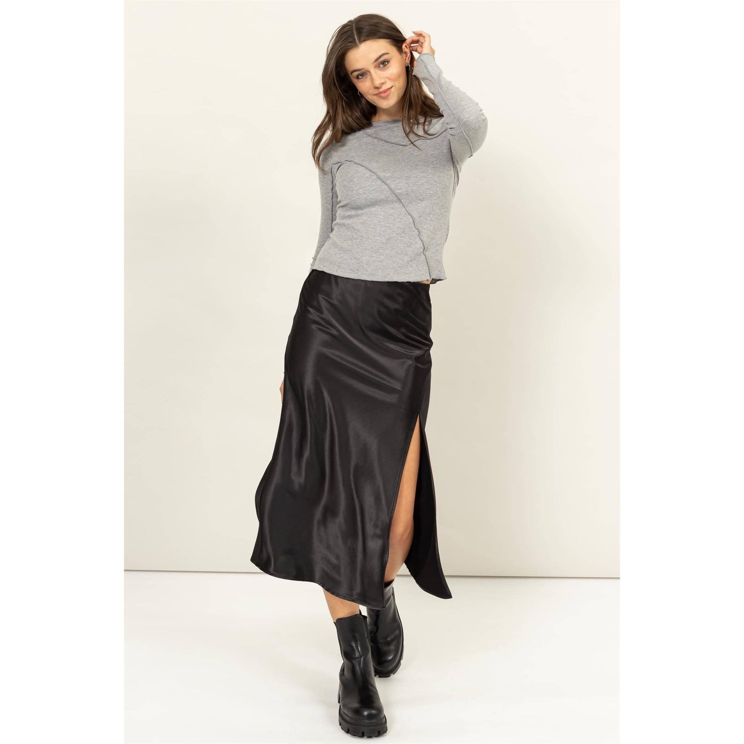 SATIN MIDI SKIRT WITH SIDE SLIT AND HIGH WAIST/BLACK