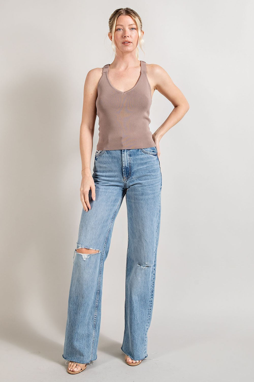 BACK CROSS STRAP SLEEVELESS TOP