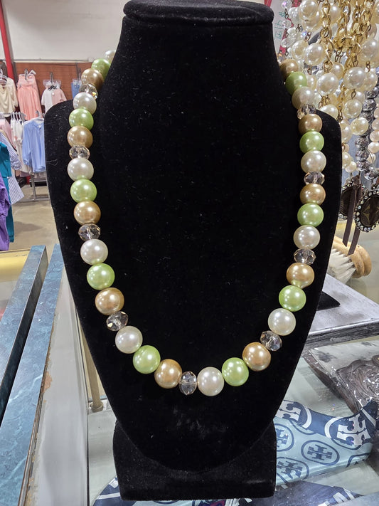 Green and White Pearl Necklace